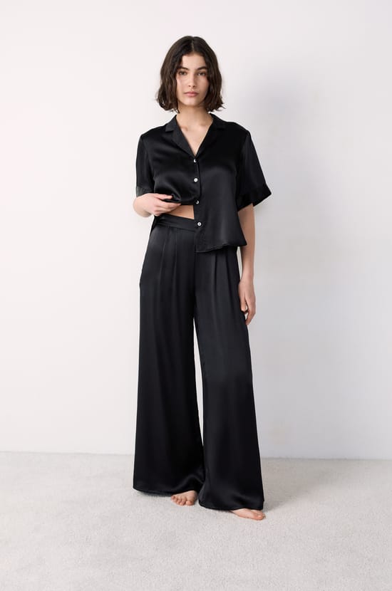 Pantalon de pyjama large en soie;${refinementColor}