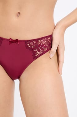 Hipster en microfibre et dentelle;${refinementColor}