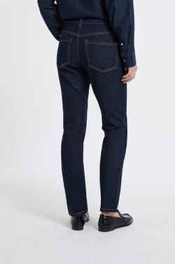 Jean coupe slim;${refinementColor}