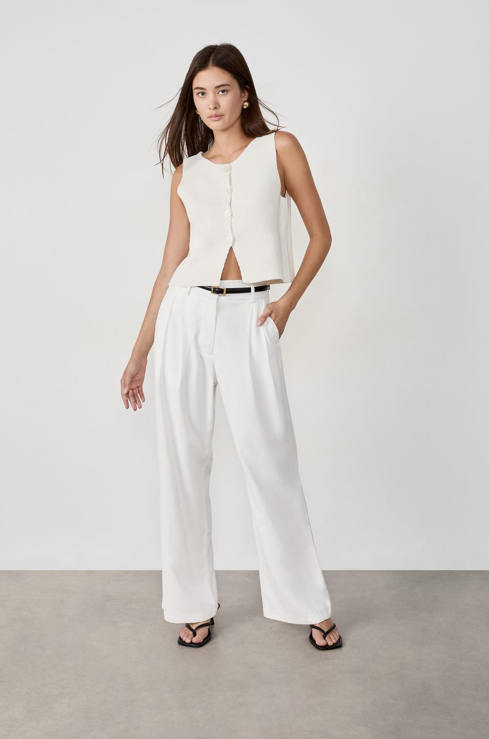 Pantalon large droit;${refinementColor}