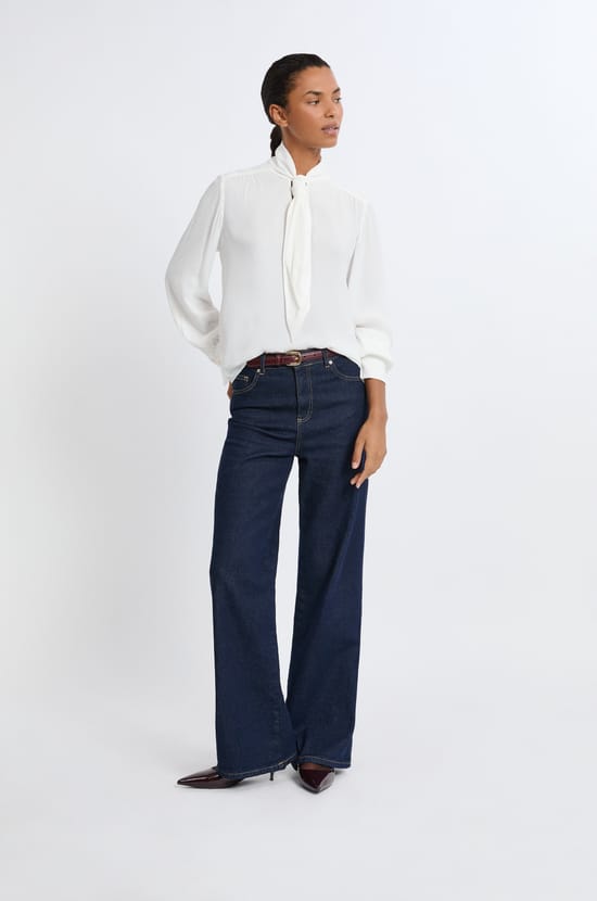 Chemise avec col cravate;${refinementColor}