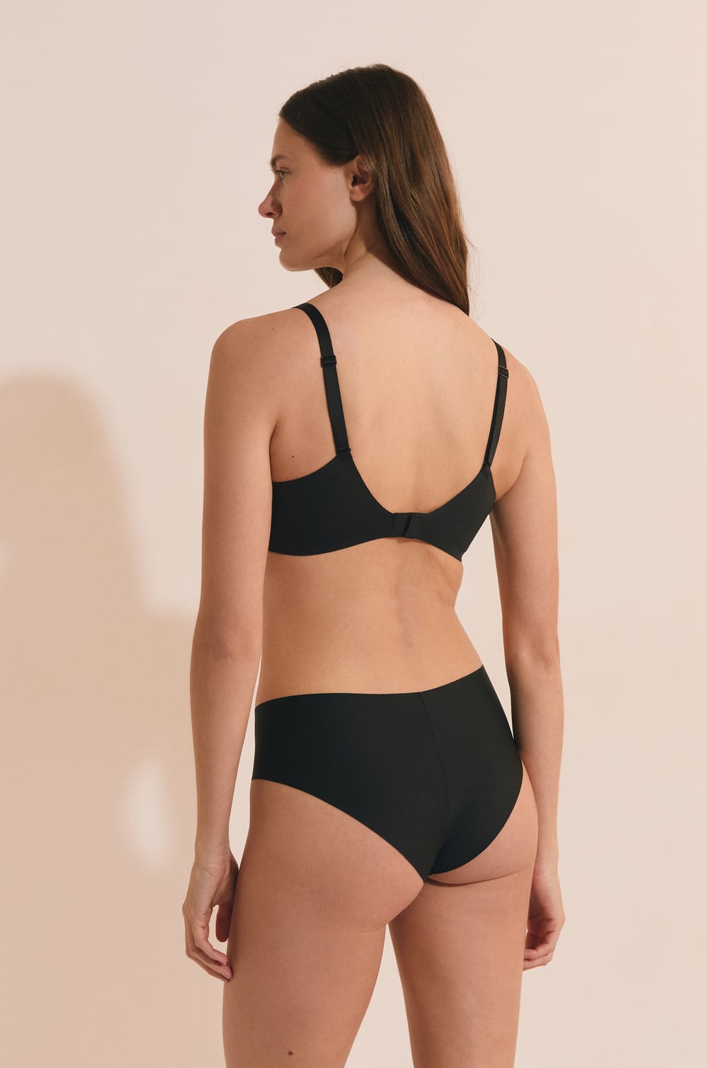 Soutien-gorge N.2 - Le push up plongeant en microfibre;${refinementColor}