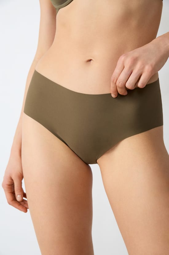Microfiber Boyshort;${refinementColor}