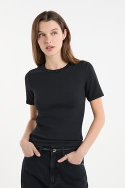 Camiseta de manga corta con algod&oacute;n modal;${refinementColor}