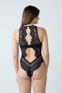 Body po mastektomii z koronki;${refinementColor}