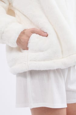 Long-sleeved fleece jacket;${refinementColor}