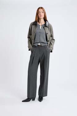 Pantalón de sarga corte ancho;${refinementColor}