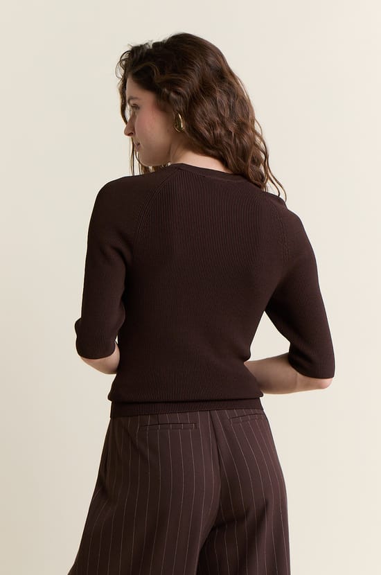 Pull &agrave; manches courtes en maille;${refinementColor}