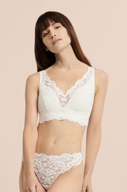 Wireless triangle bra post-mastectomy;${refinementColor}