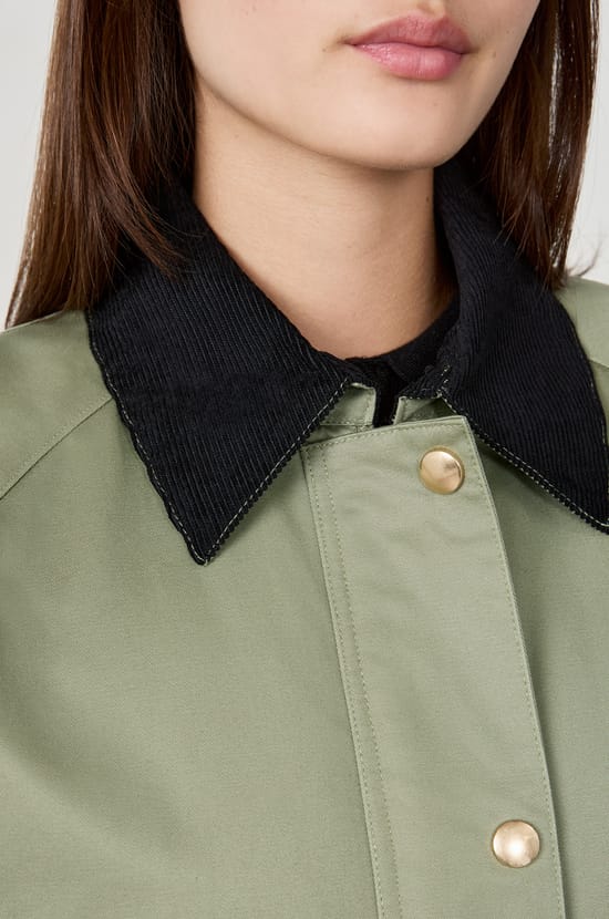 Straight-Cut Jacket with Velvet Collar;${refinementColor}