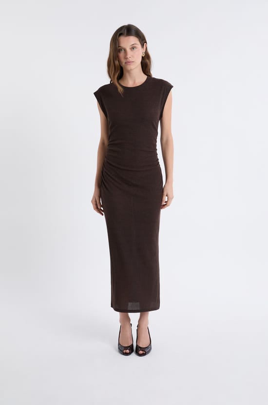 Robe longue fendue;${refinementColor}