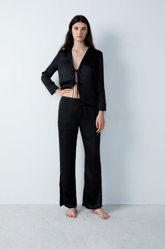 Pantalon de pyjama satiné;${refinementColor}