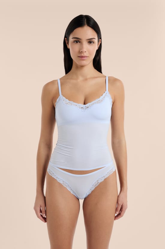Caraco en microfibre et dentelle avec brassi&egrave;re int&eacute;gr&eacute;e et pads;${refinementColor}