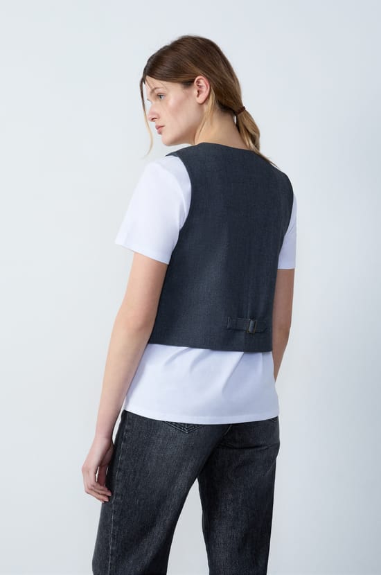 Sleeveless Cardigan;${refinementColor}