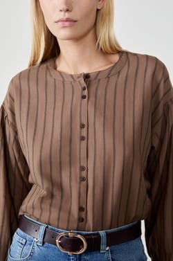 Chemise &agrave; rayures;${refinementColor}