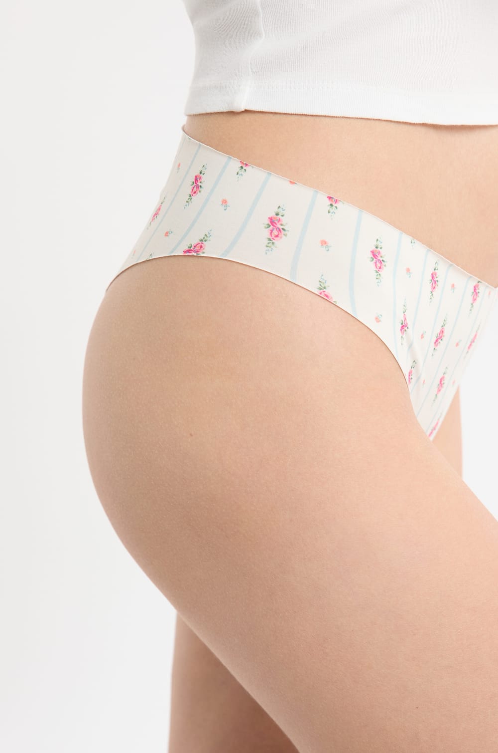 Tanga en microfibre sans couture &agrave; motifs;${refinementColor}