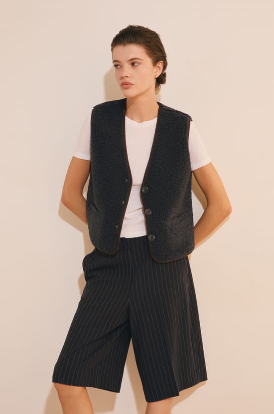 Veste sans manches effet sherpa;${refinementColor}