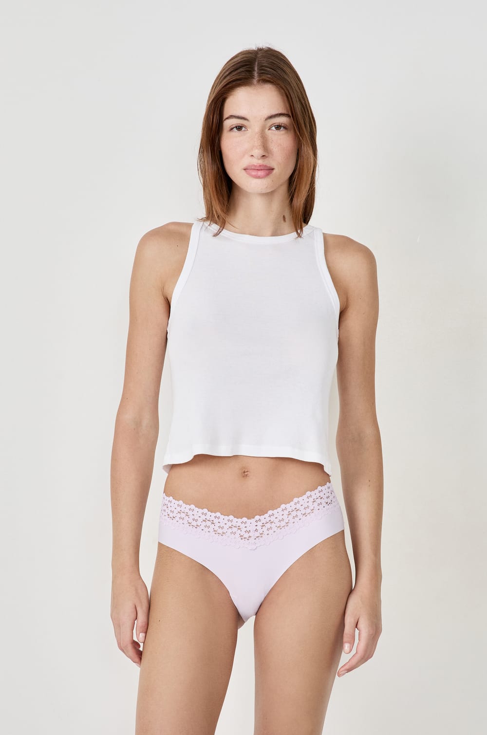 V-shape Hipster in Microfibre and Lace;${refinementColor}