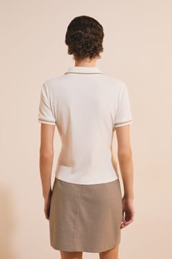 T-shirt col polo;${refinementColor}