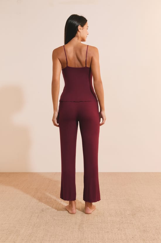 Ensemble de pyjama 2 pi&egrave;ces en maille c&ocirc;tel&eacute; d&eacute;tails dentelle;${refinementColor}