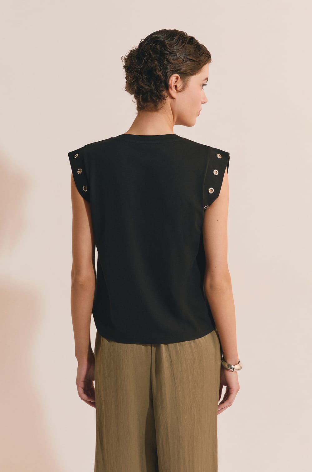 Cotton T-shirt;${refinementColor}