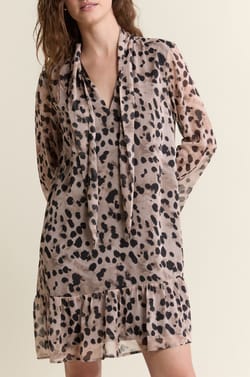 Short Patterned Dress;${refinementColor}