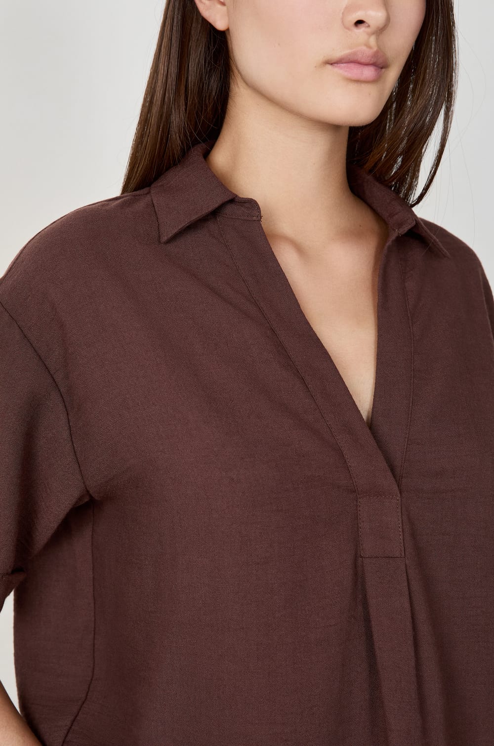 Blouse col V;${refinementColor}