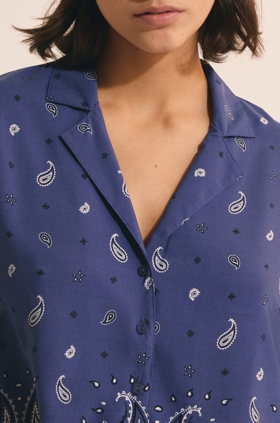 Camis&oacute;n de manga corta estampado;${refinementColor}