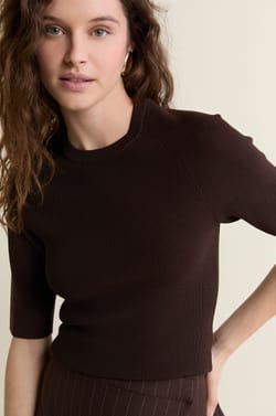 Pull &agrave; manches courtes en maille;${refinementColor}