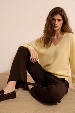 Pull col V 100% cachemire;${refinementColor}