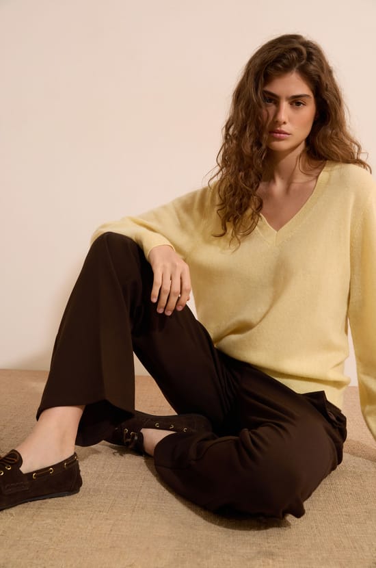 Pull col V 100% cachemire;${refinementColor}