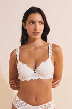 Lace Boyshort;${refinementColor}