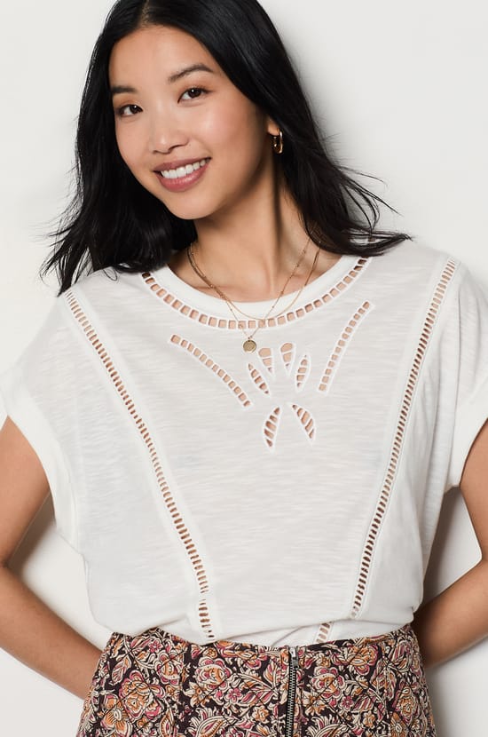 Cotton Short-sleeved Cut-out T-shirt;${refinementColor}