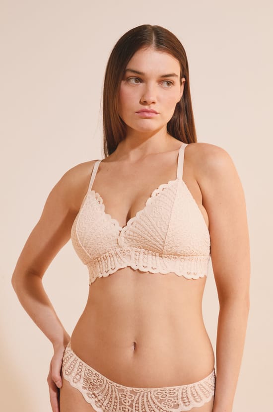 Soutien-gorge N.8 - Le triangle sans armatures en dentelle;${refinementColor}