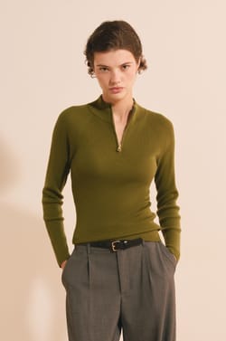 Pull c&ocirc;tel&eacute; manches longues avec col haut;${refinementColor}
