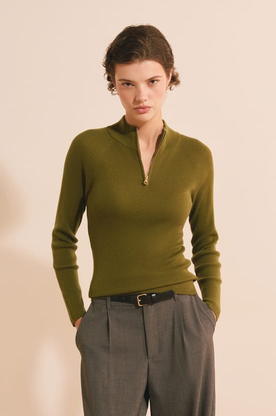 Pull c&ocirc;tel&eacute; manches longues avec col haut;${refinementColor}
