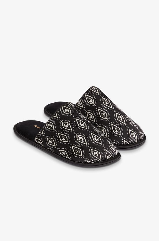 Mule Slippers;${refinementColor}