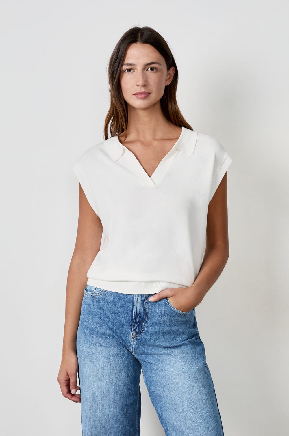 Pull polo sans manches;${refinementColor}