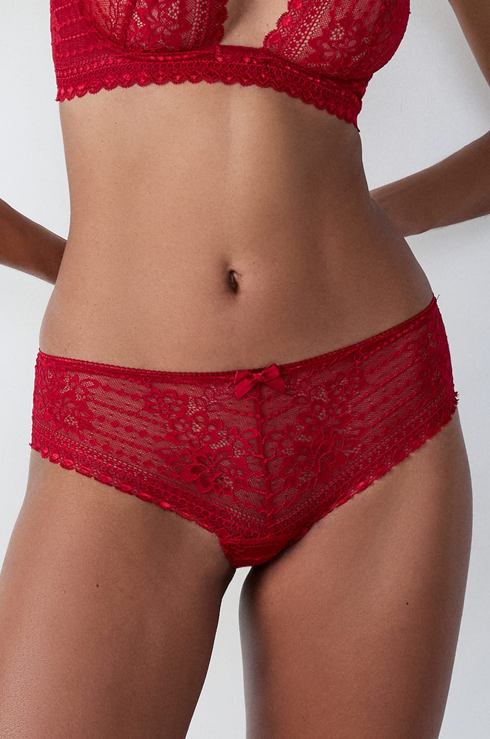 Lace Boyshort;${refinementColor}