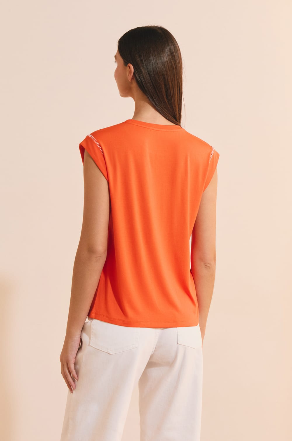 T-shirt sans manches;${refinementColor}