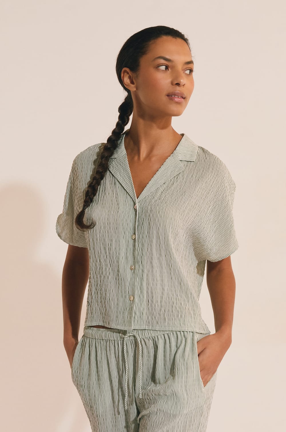 Chemise de pyjama &agrave; rayures;${refinementColor}