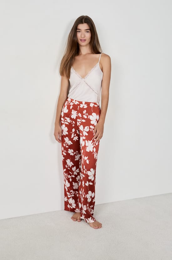 Pantalon de pyjama satiné à imprimés;${refinementColor}