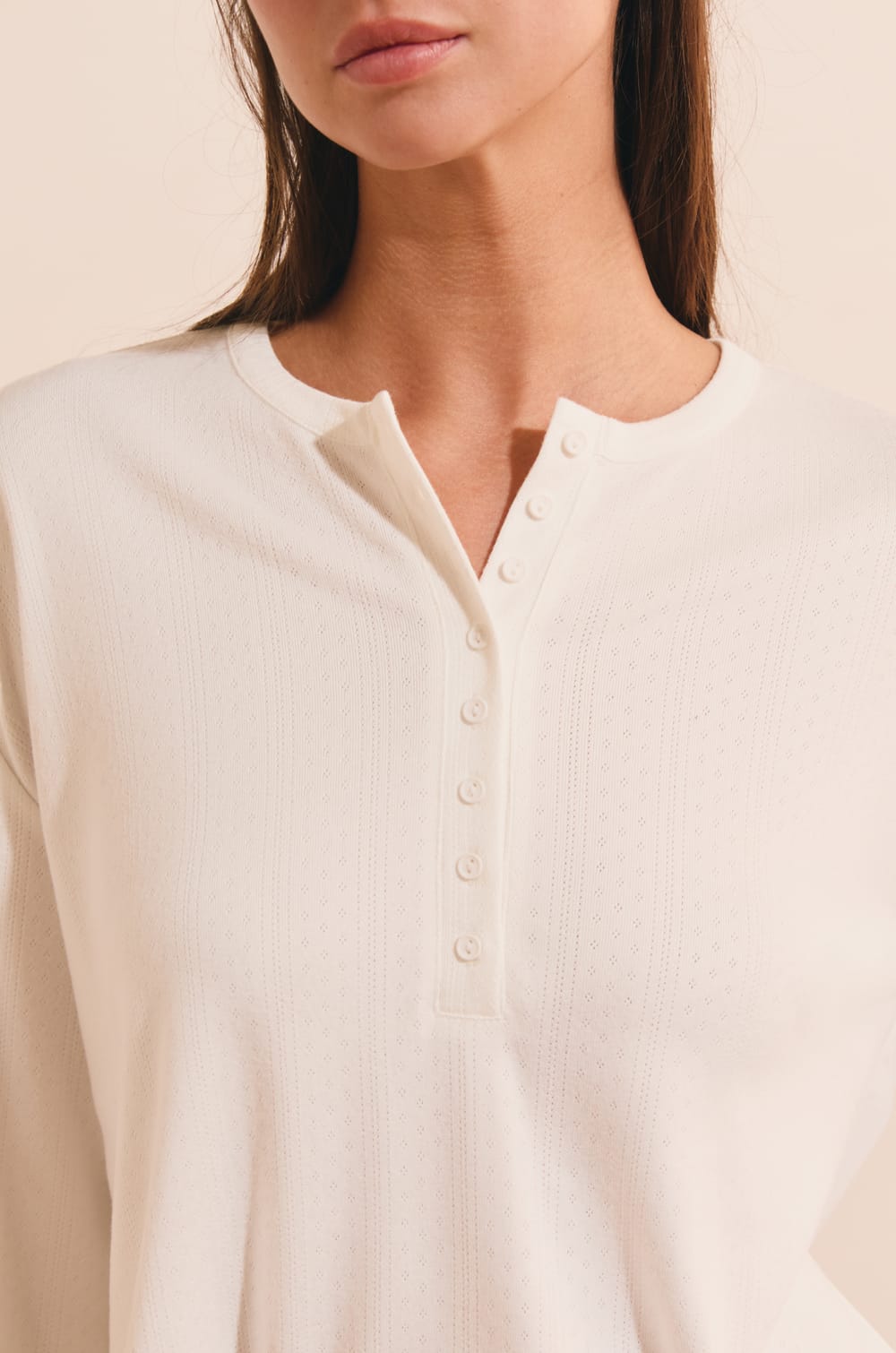 T-shirt manches longues avec boutons;${refinementColor}