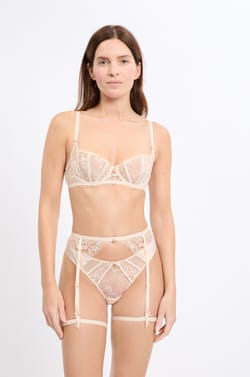 Lace Garter Belt;${refinementColor}