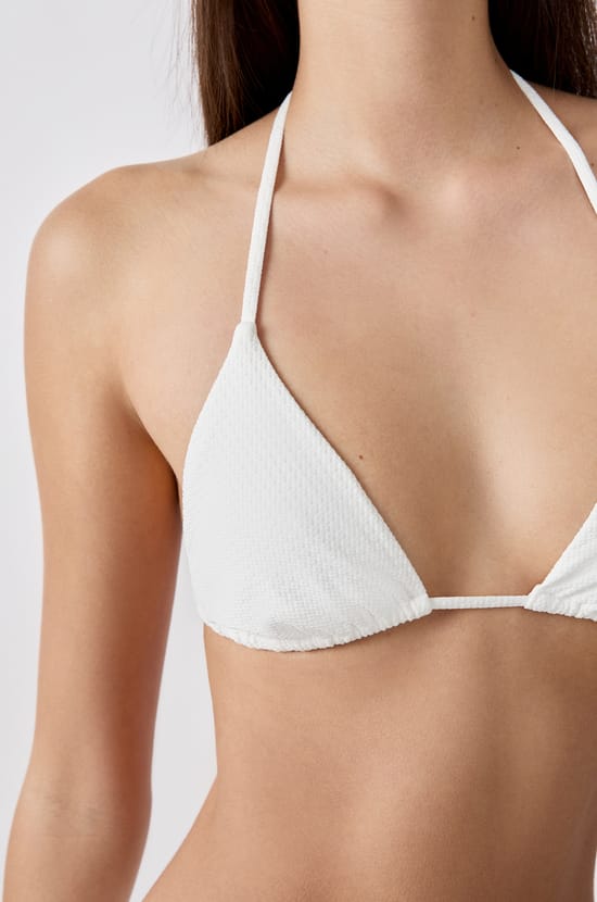 Wireless Triangle Bikini Top;${refinementColor}