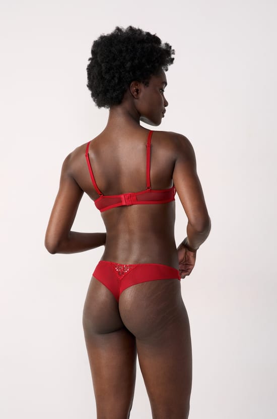 BH N.2 - Der Push-up-BH mit tiefem Dekolleté;${refinementColor}