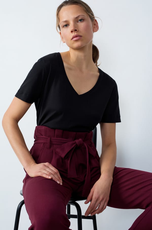 T-shirt col V manches courtes en coton