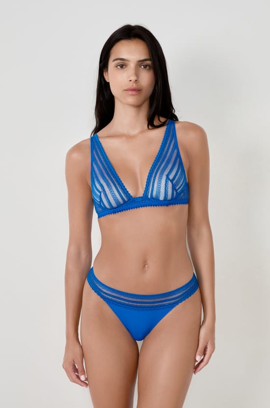 Lace Brief;${refinementColor}