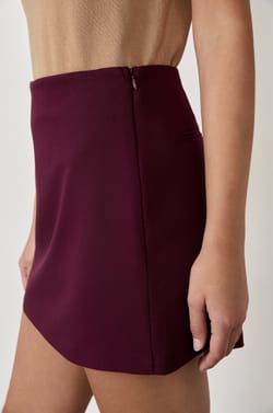 Jupe-short;${refinementColor}
