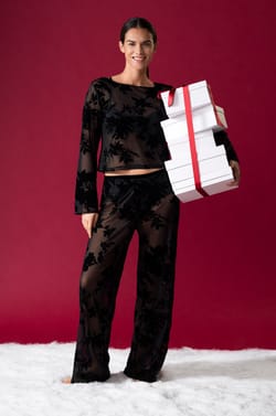 Transparentes Top mit Blumenmuster;${refinementColor}